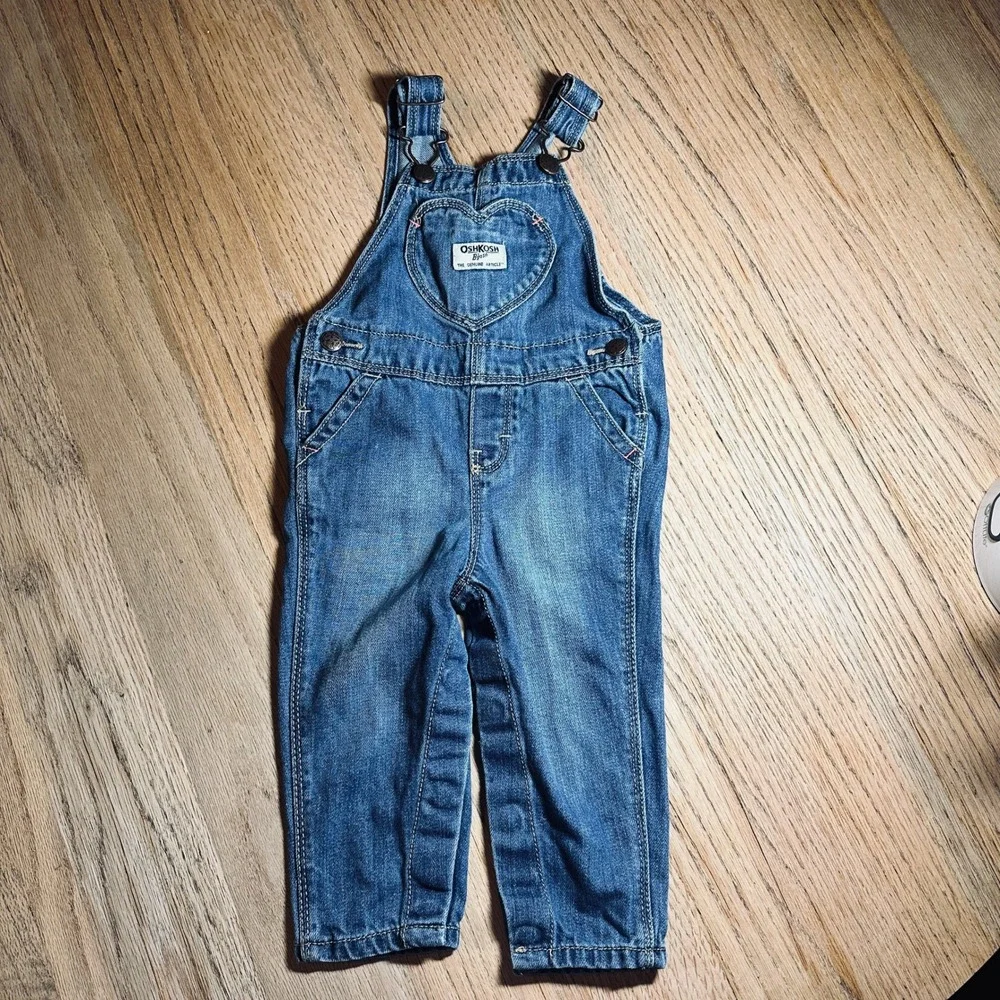 OshKosh Bgosh Girls Denim Overalls Blue Heart Pocket 12-18M